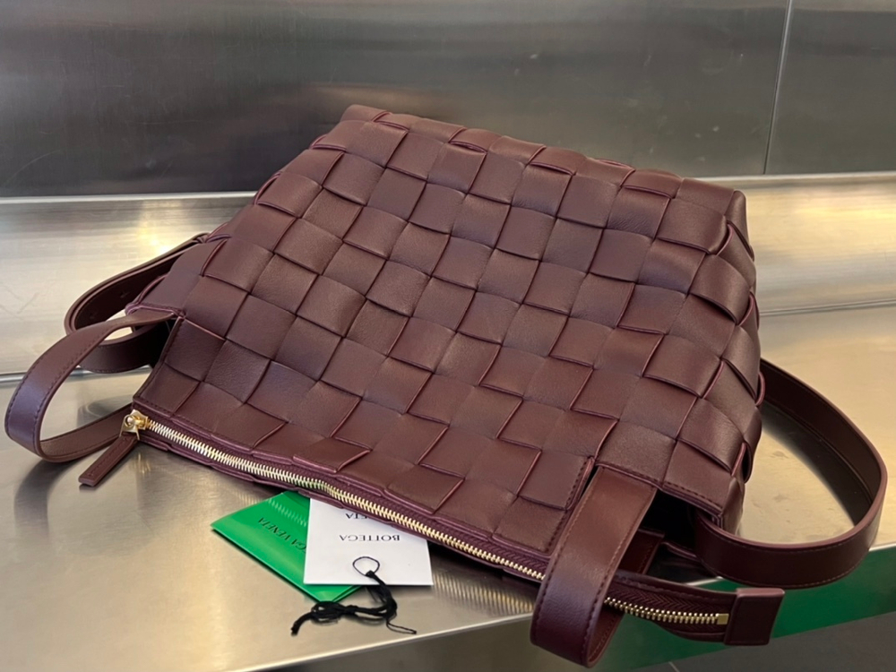 Bottega Veneta Bowling Cassette 28 cm