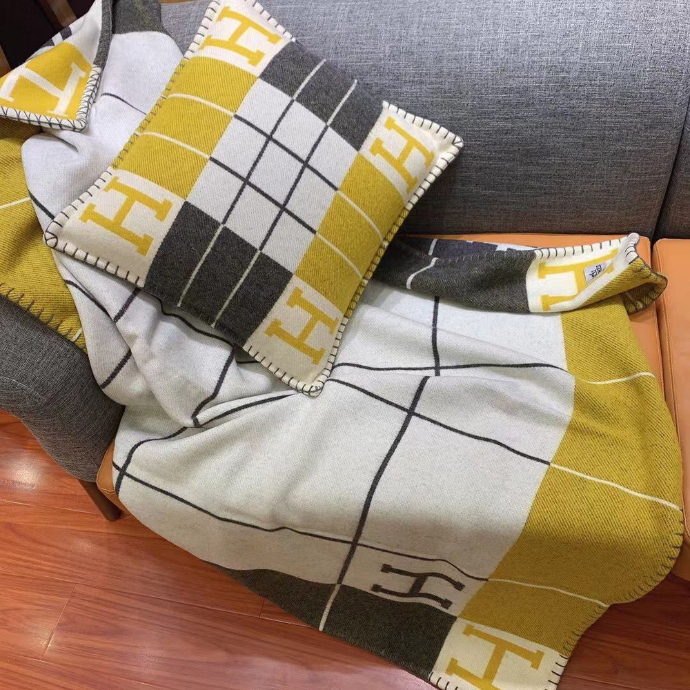 Подушка Hermes, арт. 467152858