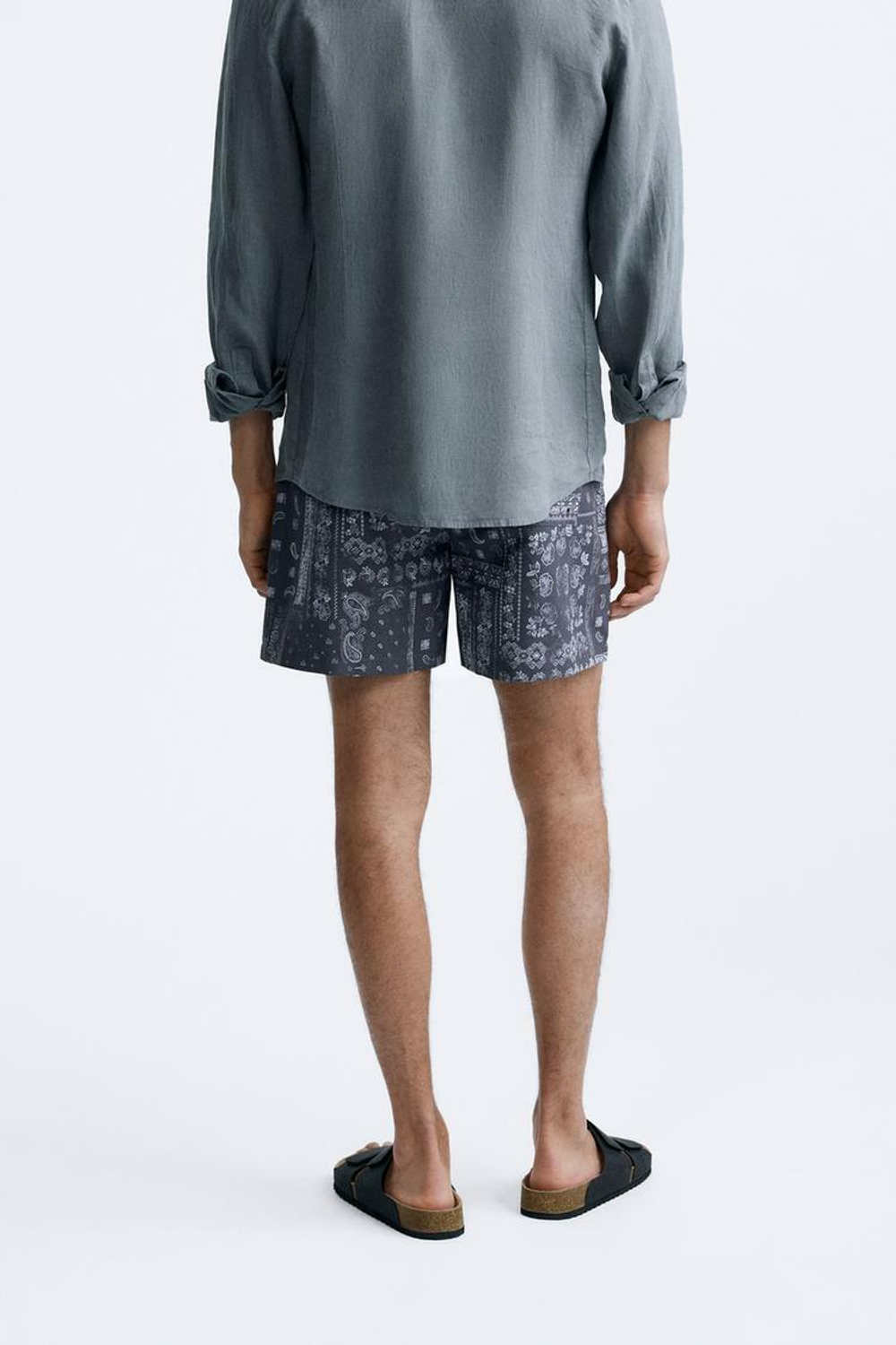 ZARA ПЛАВКИ С ПРИНТОМ ПЕЙСЛИ, СИНИЙ / СЕРЫЙ