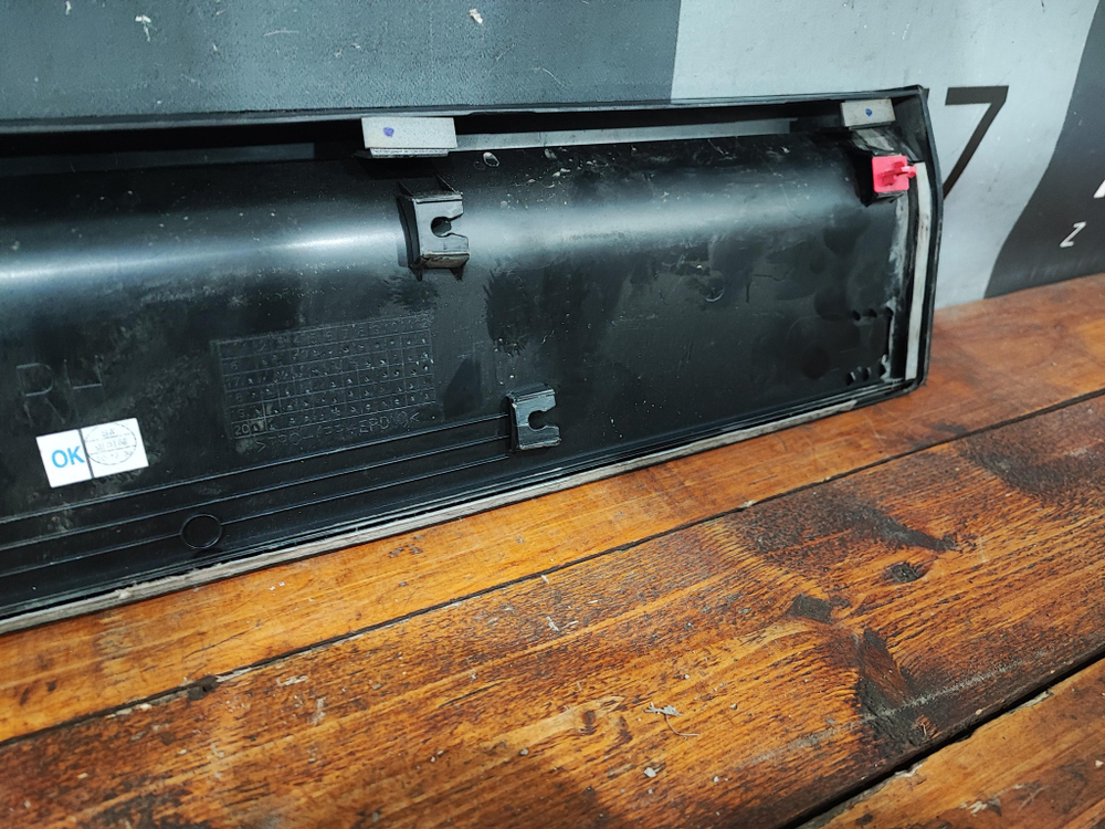 Накладка двери задней правой Hyundai Creta 1 (GS) 16-21 Б/У Оригинал 87734M0000