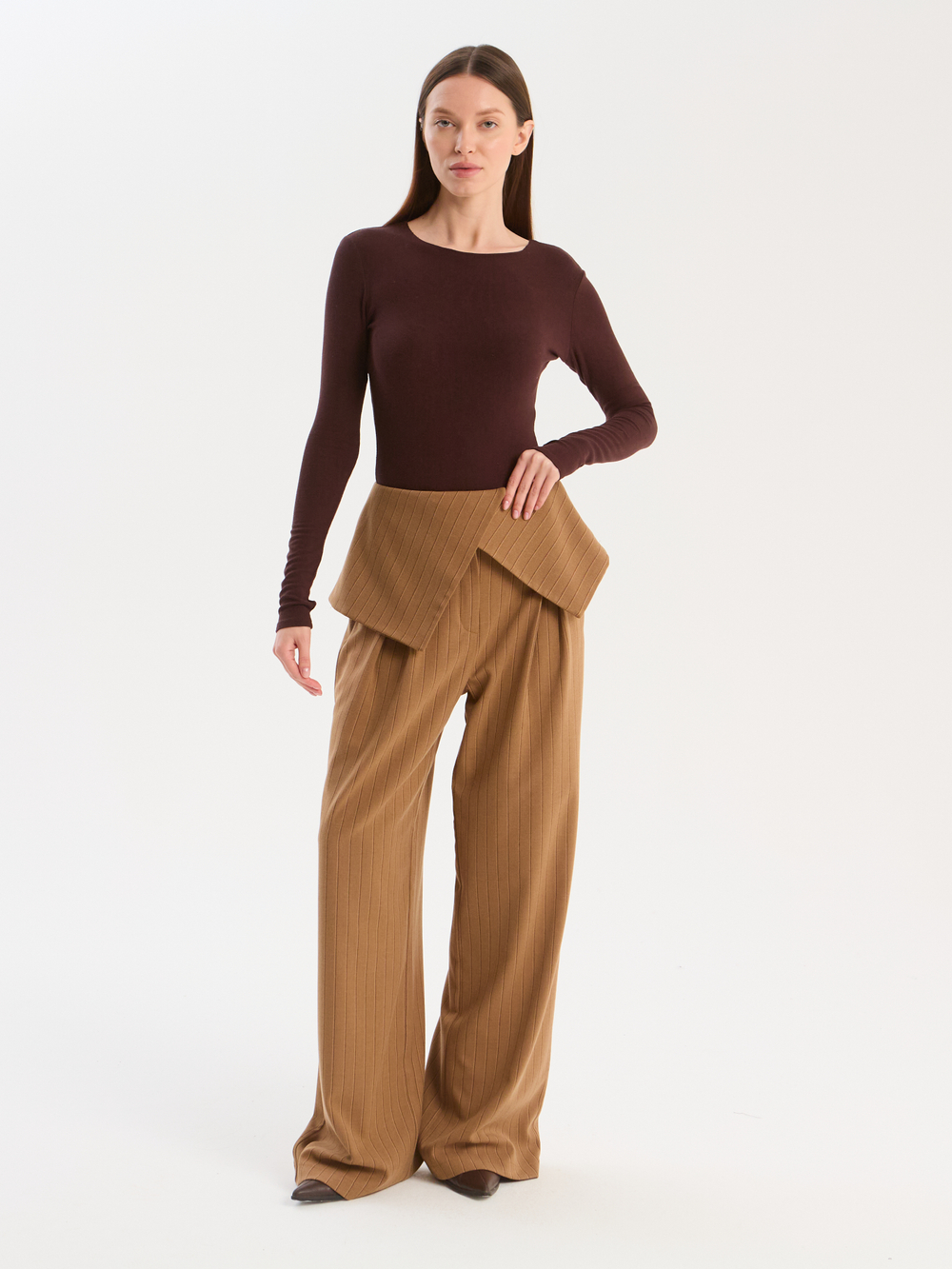 Брюки в полоску