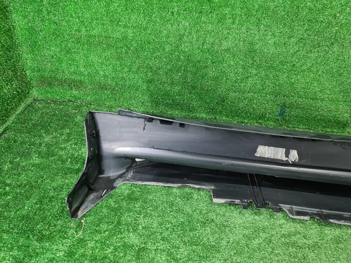 Наклад порога левая Mercedes ML GLE W166 (2011-2018)