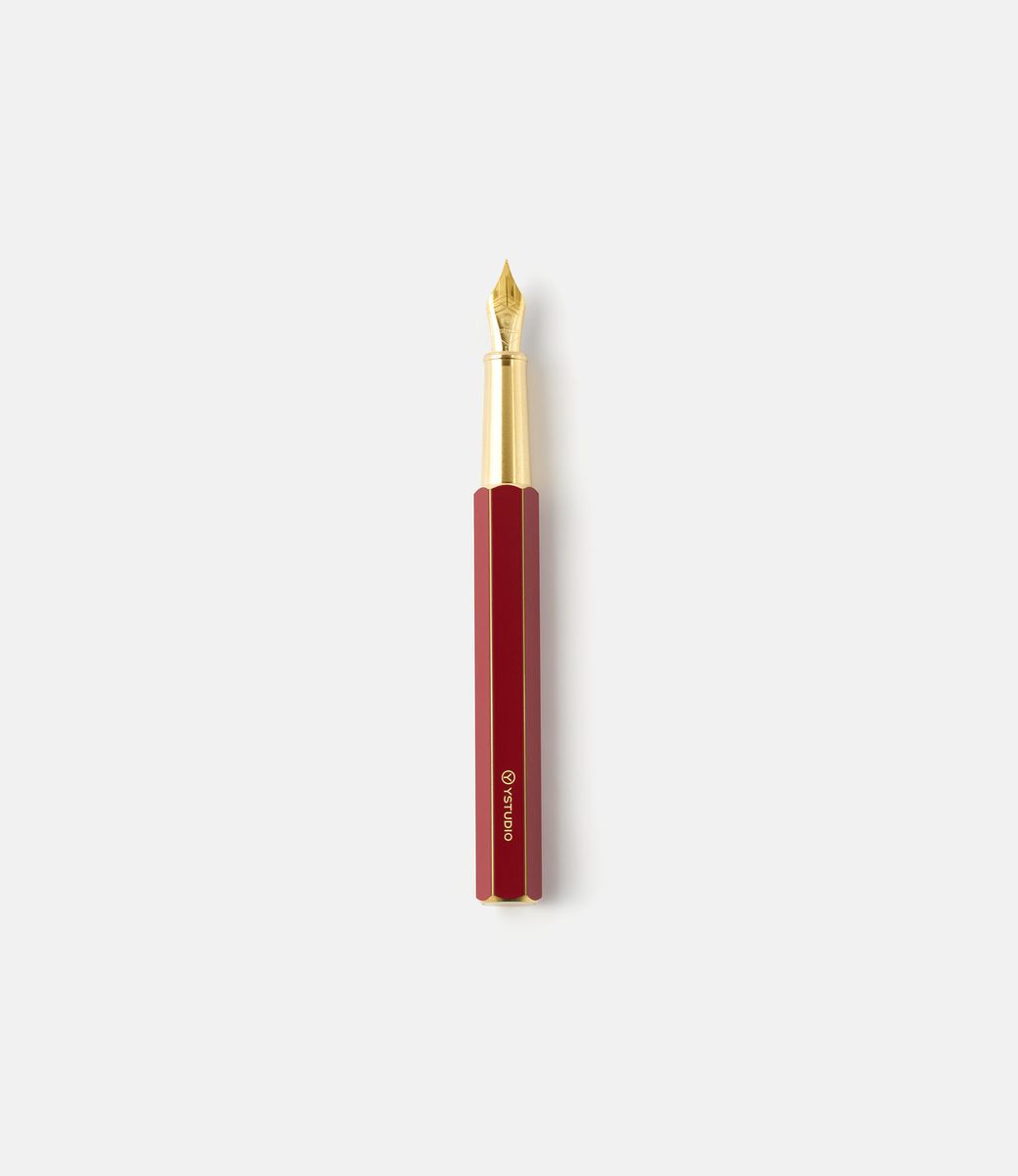 Ystudio Classic Revolve Fountain Pen Red — перьевая ручка из латуни