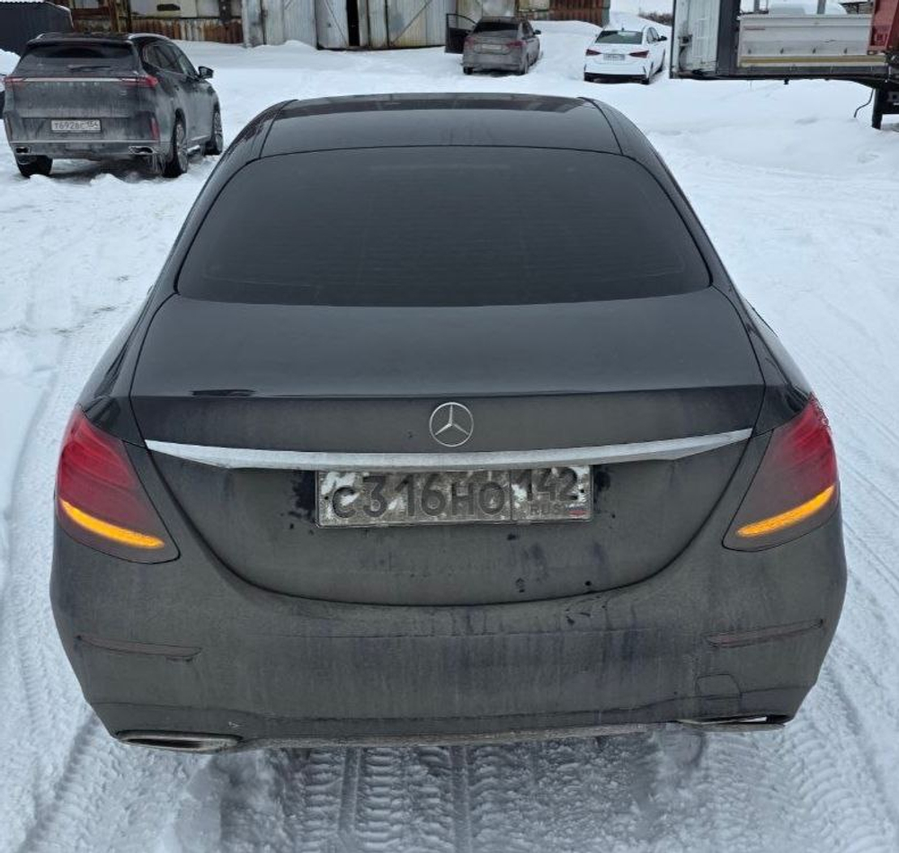 Mercedes-Benz E-CLASS 200 4MATIC Sport