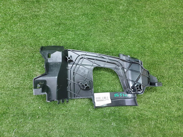 Кронштейн насадки глушителя правый Mercedes E W213 (2016-2021) AMG