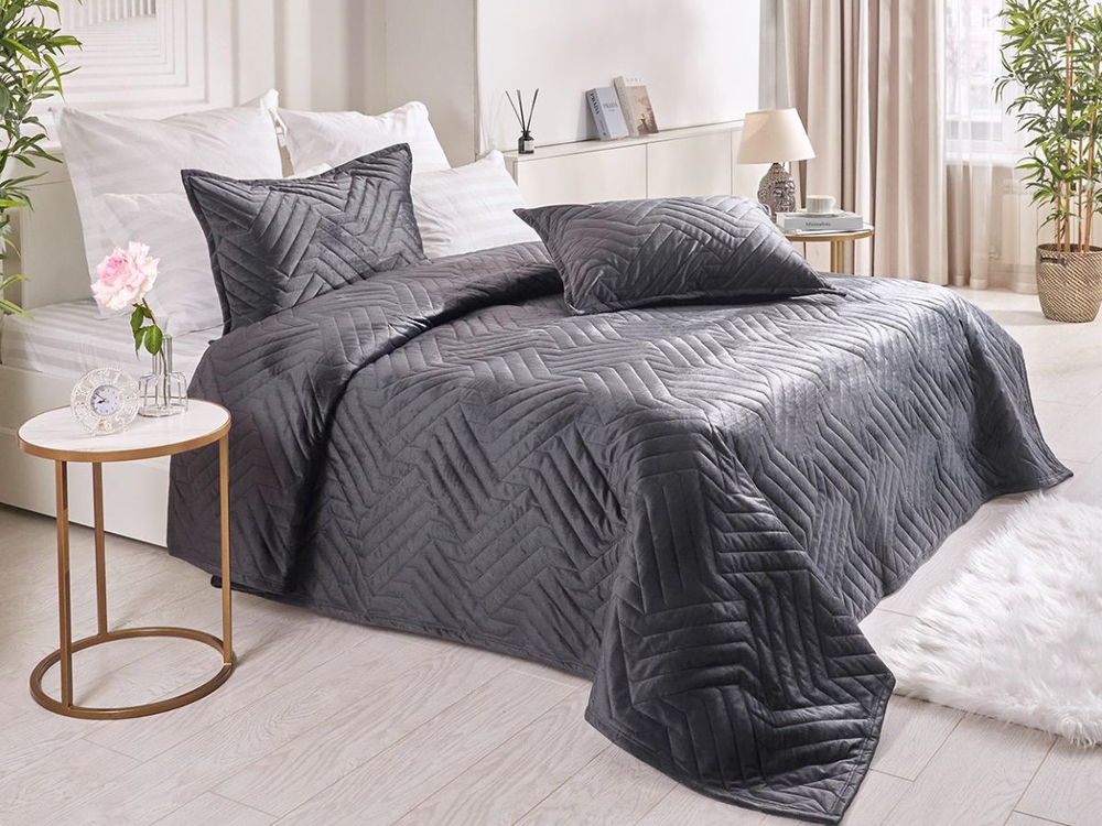 Покрывало на кровать, стеганое, поплин с размерами 215х220