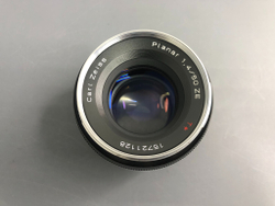 Carl Zeiss Planar T* 50mm 1.4 ZE