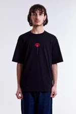 Футболка Гербарий Мак Черная