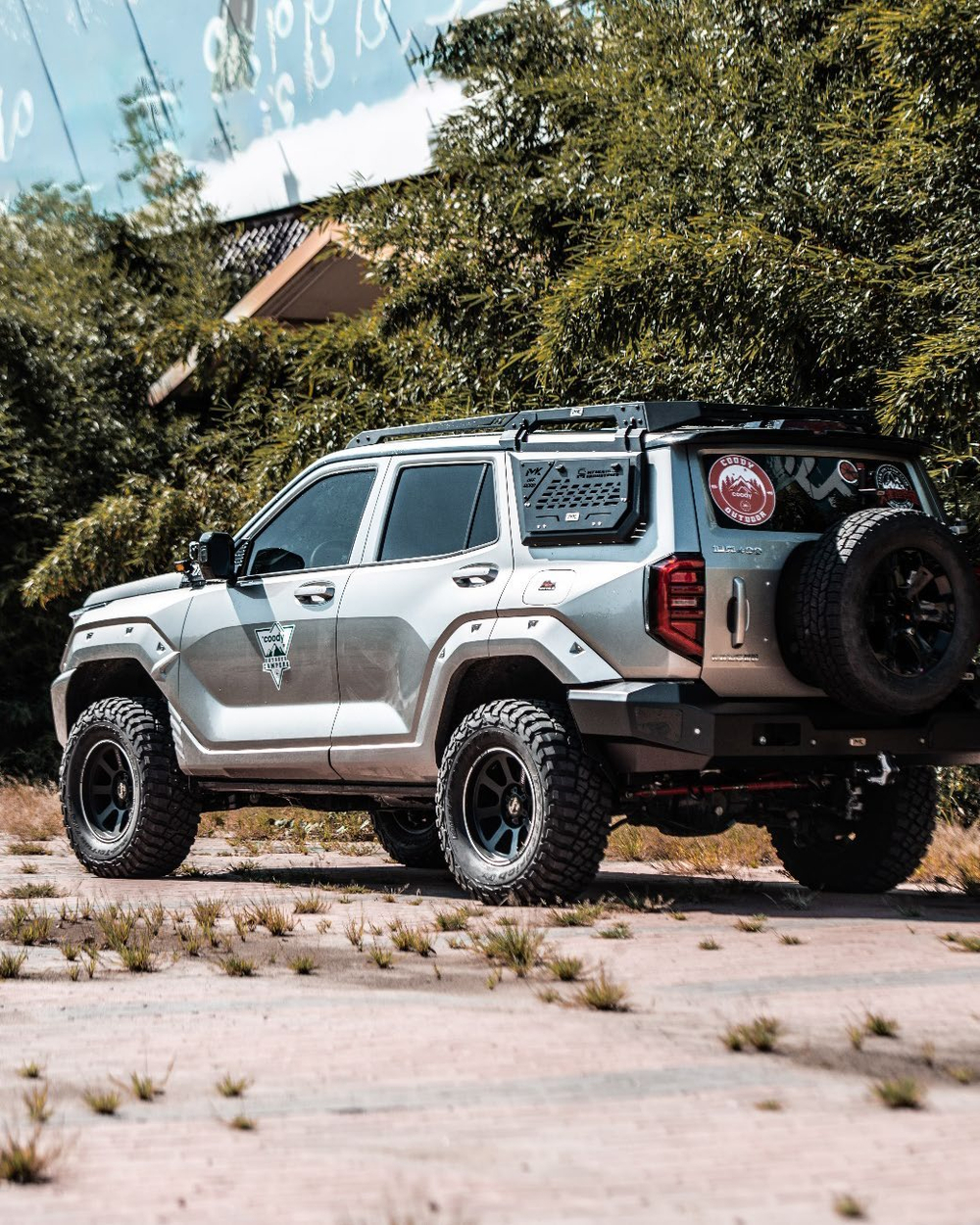 Боковая подвесная панель для Tank 400