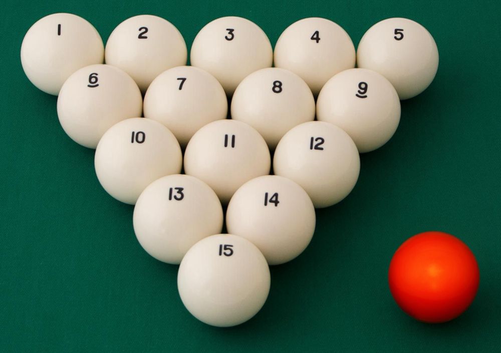 Комплект бильярдных шаров 68 мм "Classic Standard" (красный биток)