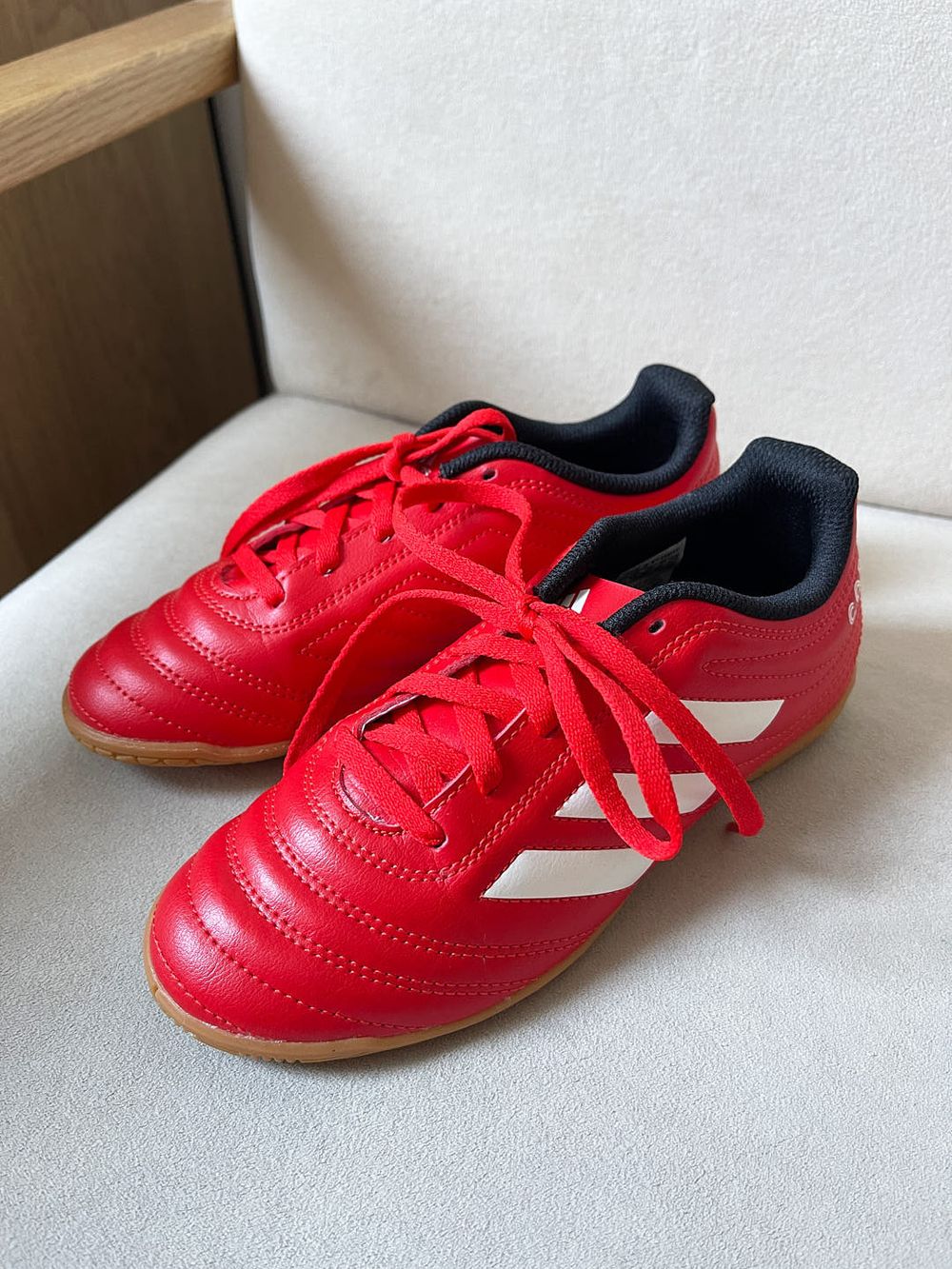 Новые бутсы Adidas, 32