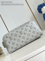 Louis Vuitton Dopp Kit