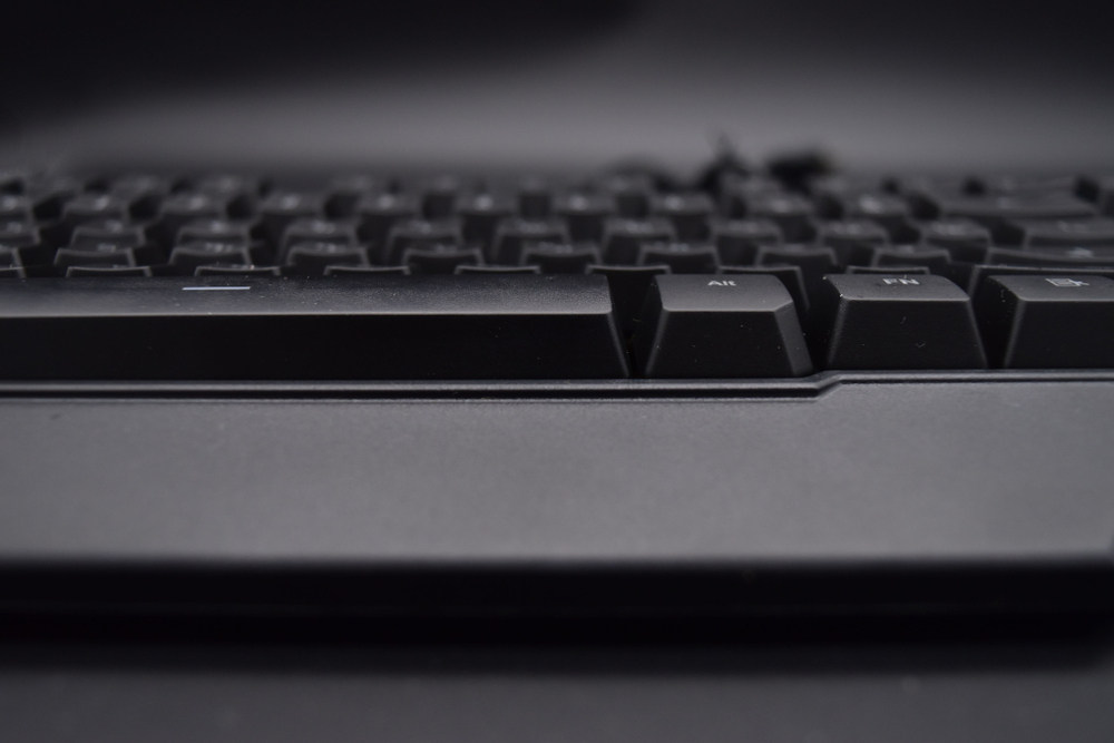 Клавиатура игровая проводная Оклик 721G RGB