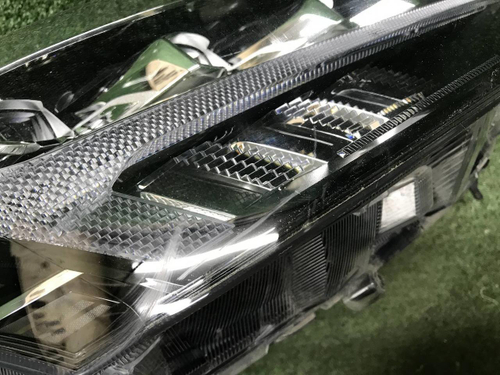 Битая Фара правая Haval Jolion (2021-н.в.) LED