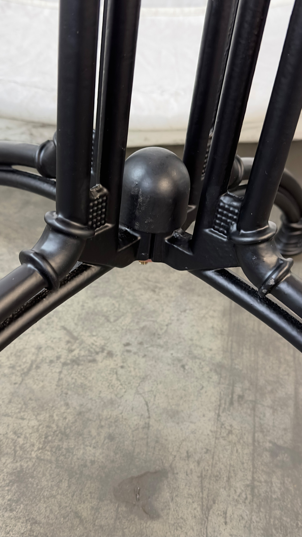 Подстолье чугунное 1236EM