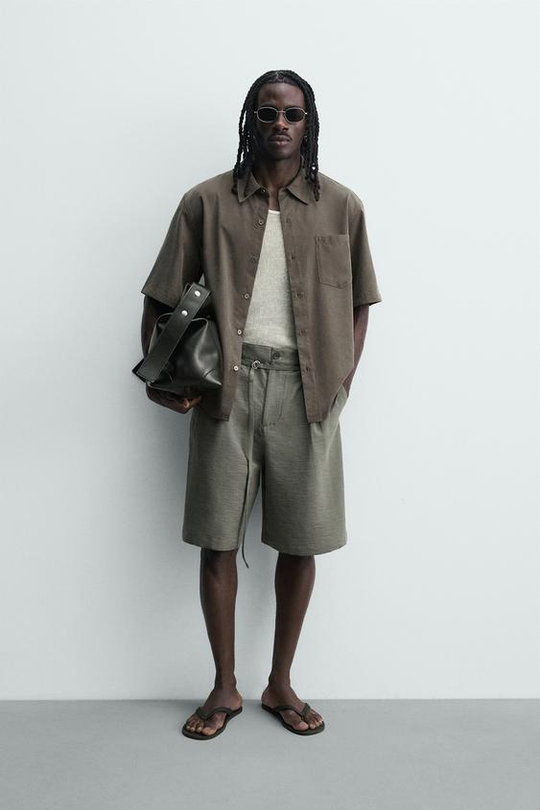 ZARA ШОРТЫ RELAXED FIT СО СКЛАДКАМИ И РЕМНЕМ, ЗЕЛЕНЫЙ/СЕРЫЙ