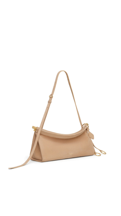 ALAÏA СУМКА LE CLICK EAST WEST ИЗ НАТУРАЛЬНОЙ КОЖИ, ПЕСОЧНЫЙ