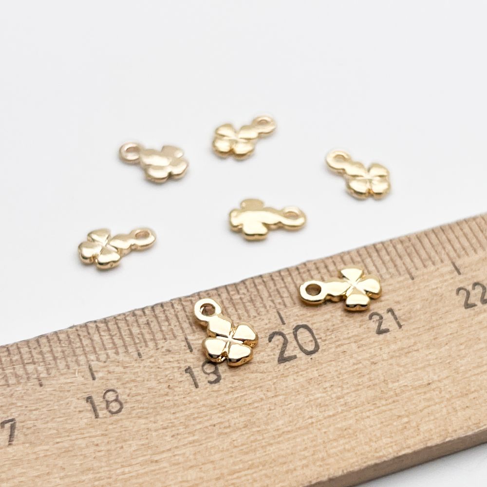 Подвеска Клевер, цвет золото, размер 8,7*5,5 мм, цена за 1 шт