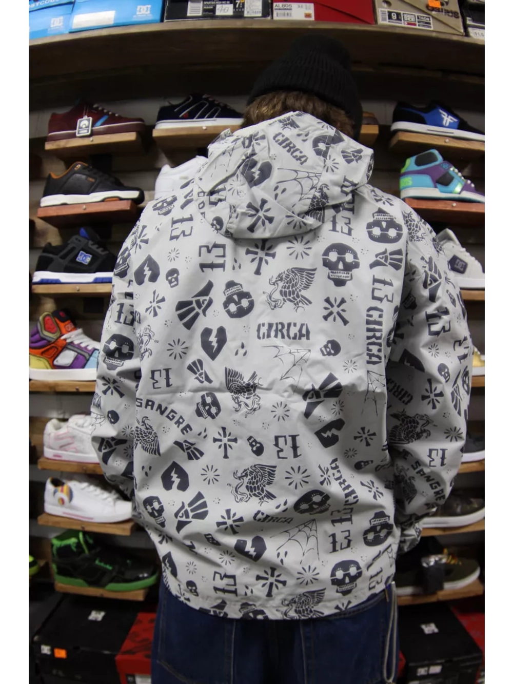 Ветровка Circa