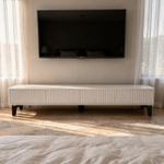 Тумба под телевизор на ножках ROYAL 5027 эко (Белый-Черный)