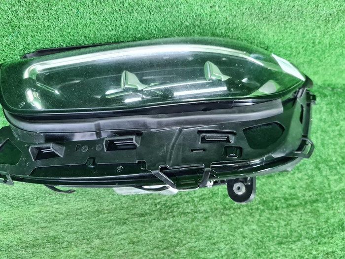 Фара левая Mercedes E W213 (2020-2023) LED