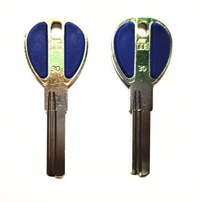 Заготовка вертикального ключа 13846 MCM-2D под бронь 2пазa 30mm синый