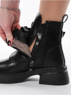 Зимние ботинки на высокой платформе