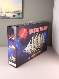 Meteor Lights Модель парусника Secret / Алые Паруса, 52 см