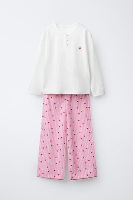 ZARA КОМБИНИРОВАННАЯ ПИЖАМА В ПОЛОСКУ С СЕРДЦАМИ, ЭКРЮ