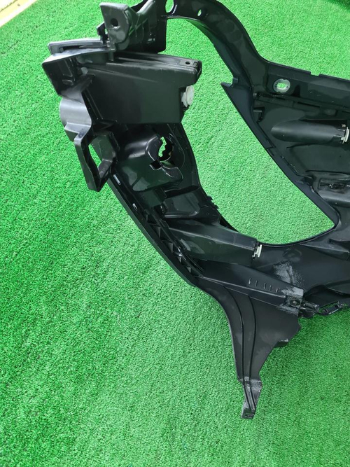 Крыло переднее правое BMW X6 E71 (2007-2014)