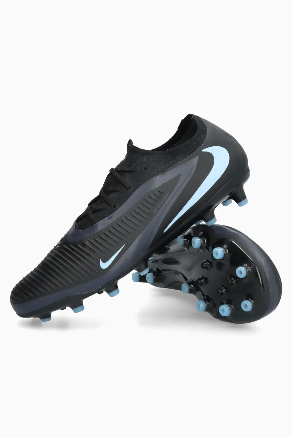 Бутсы Nike Phantom 6 Low Pro AG-Pro - черный