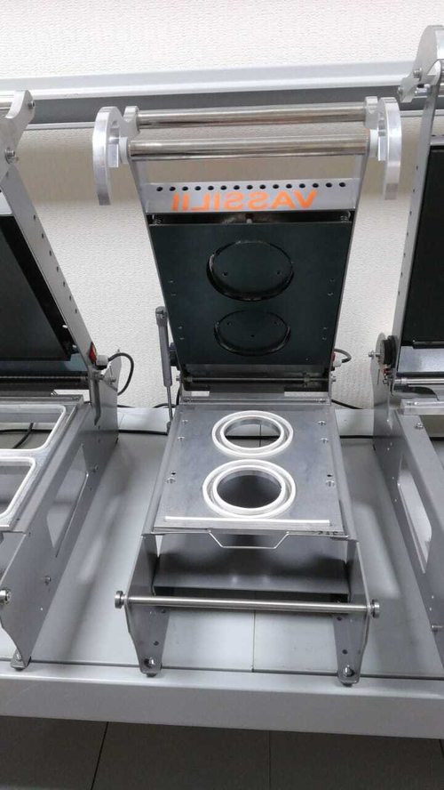 Запайщик лотков VASSILII-Контур c контурной обрезкой пленки (встроенный нож)