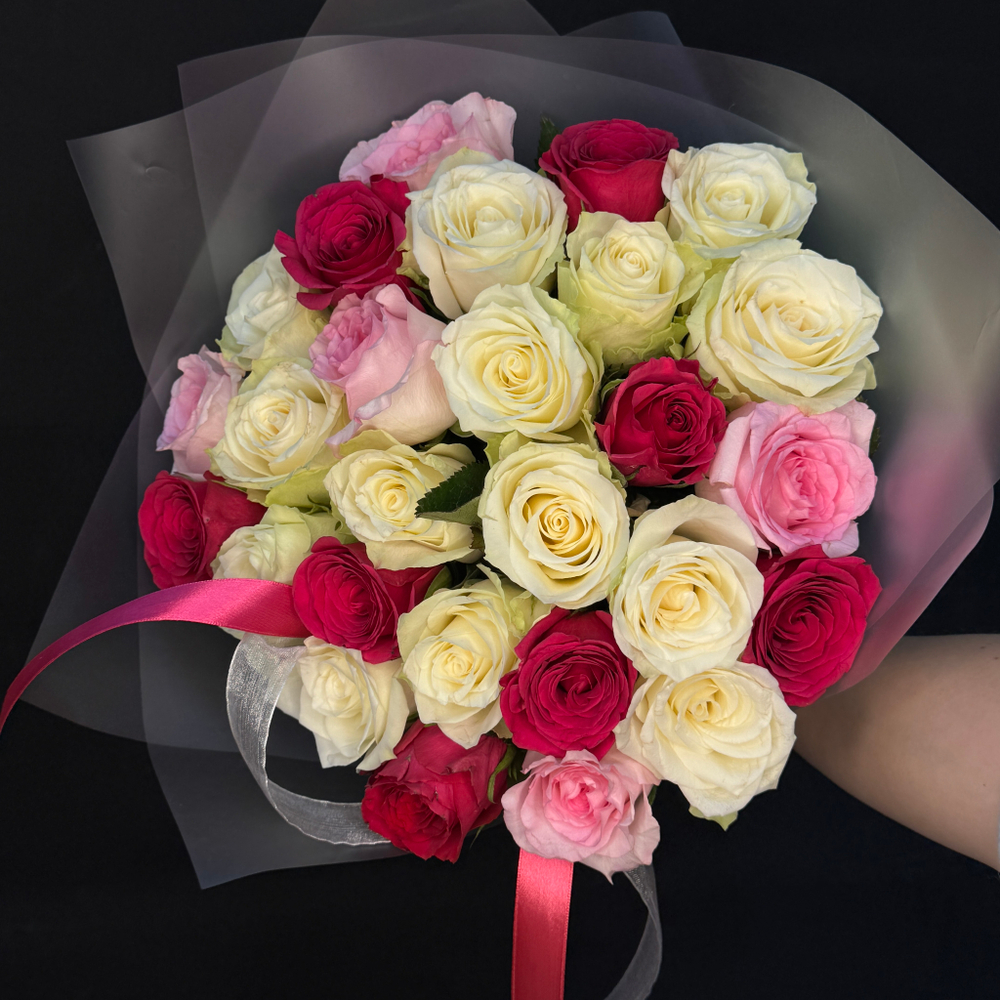 Букет из микса 27 кенийских роз