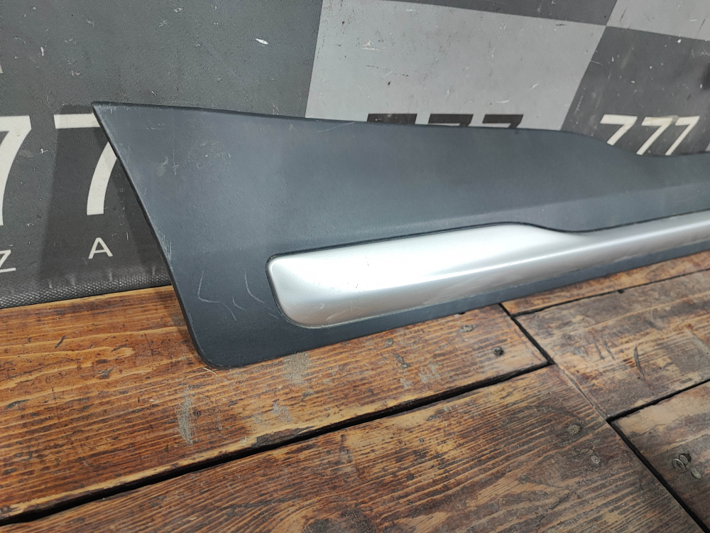 Накладка двери задней правой Geely Atlas 1 (NL-3) 16-22 Б/У Оригинал 6073570300661