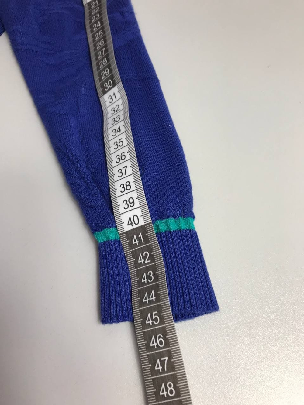 Джемпер яркий 42 размер