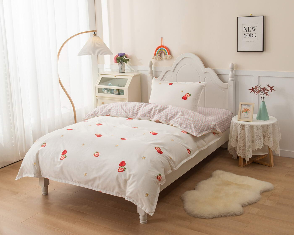 Детское постельное белье Sofi De MarkO Strawberry белое