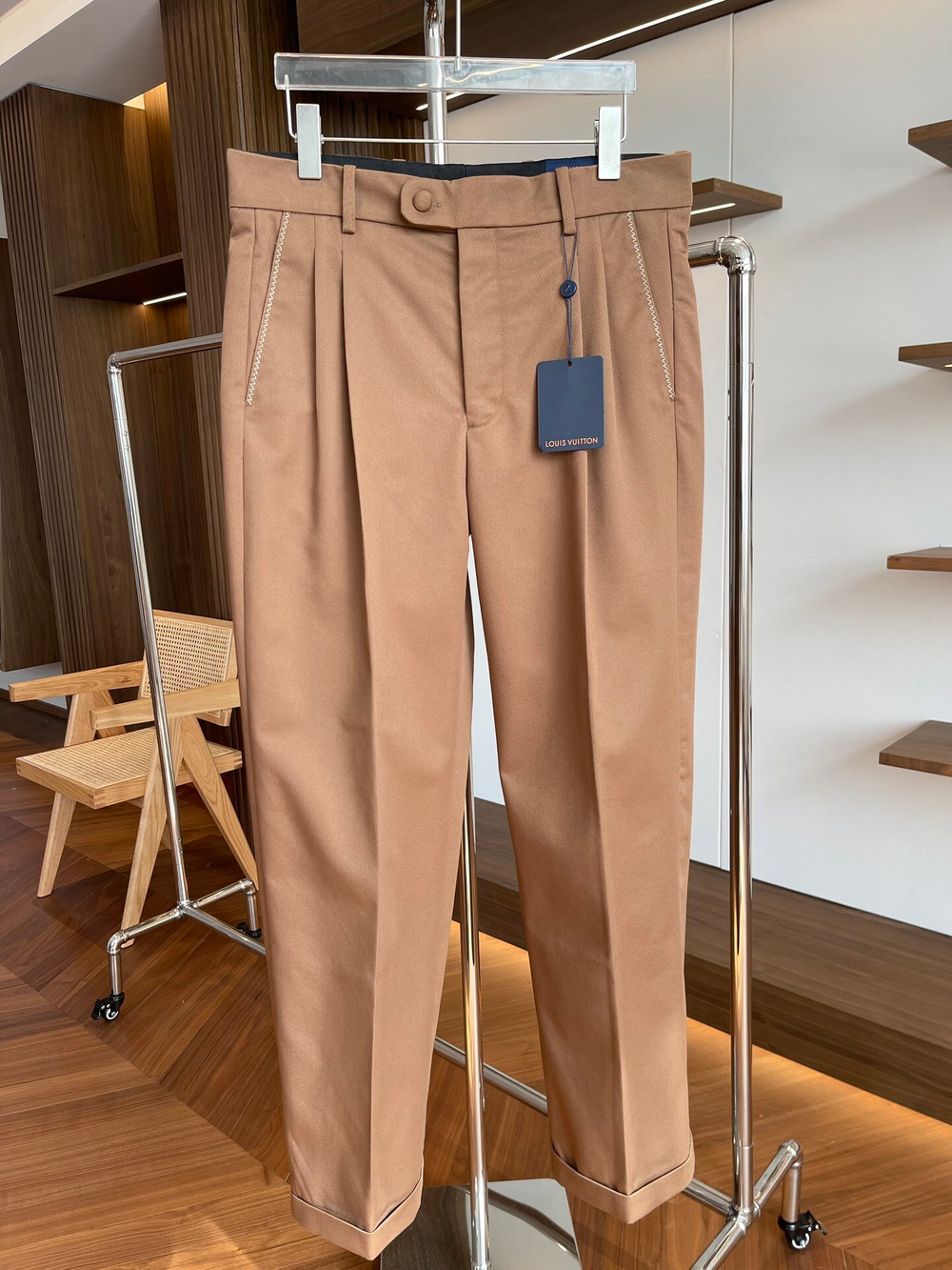 Louis Vuitton Pants