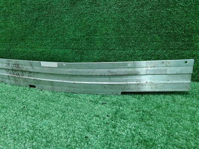 Усилитель передний BMW 5er F10 F11 (2009-2017)