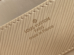 Louis Vuitton Twist West