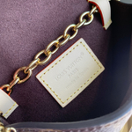Louis Vuitton Pouch Metis Belt
