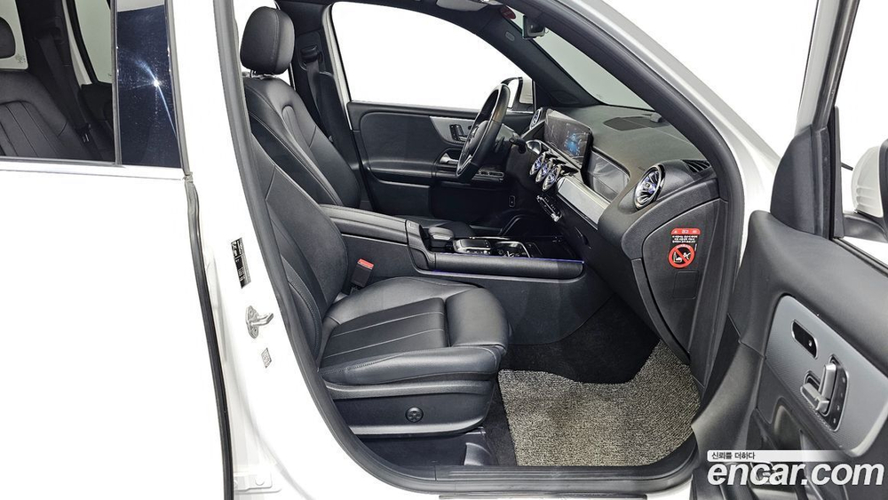 Mercedes-Benz GLB-Class X247 GLB200 d (02.2021)