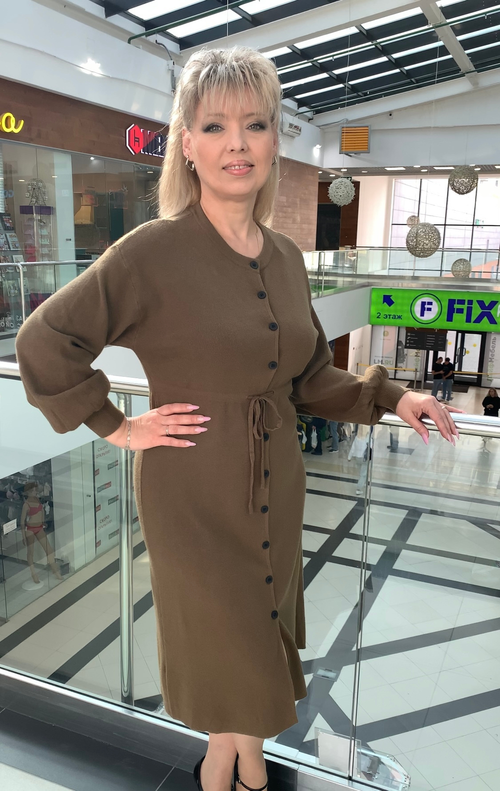 Трикотажное итальянское платье на пуговицах