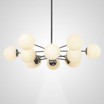 Модная люстра с шарообразными плафонами BALLS