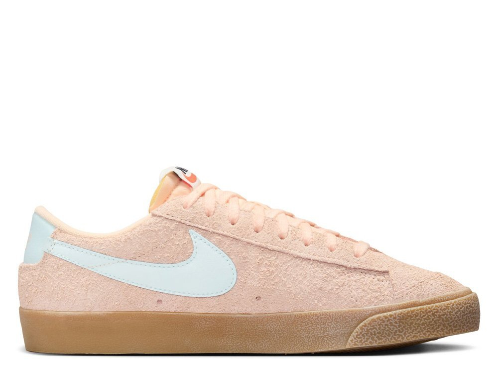 Баскетбольные женские кроссовки Nike Blazer Low '77 Vintage Crimson Tint/Gum Light Brown/Team Orange/Glacier Blue shoes