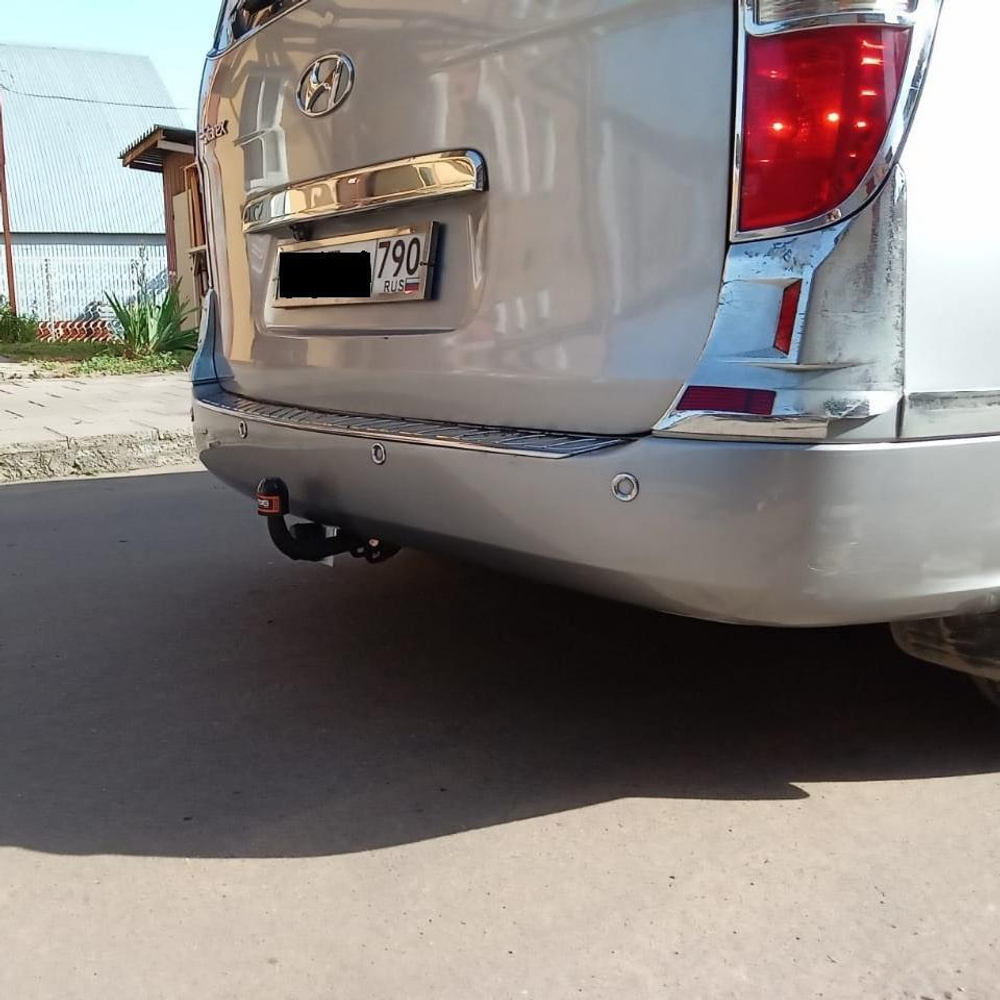 Фаркоп Avtos на HYUNDAI GRAND STAREX (2007-2013)(паспорт и сертификат в комплекте)(без электрики)HY 21