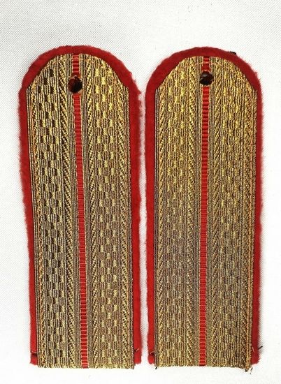 Погоны "Полиция МВД" парадные золотые с 1 красным просветом (картон)