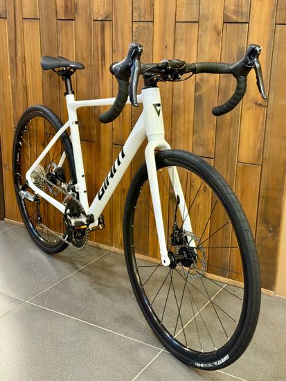 Шоссейный велосипед Giant SCR