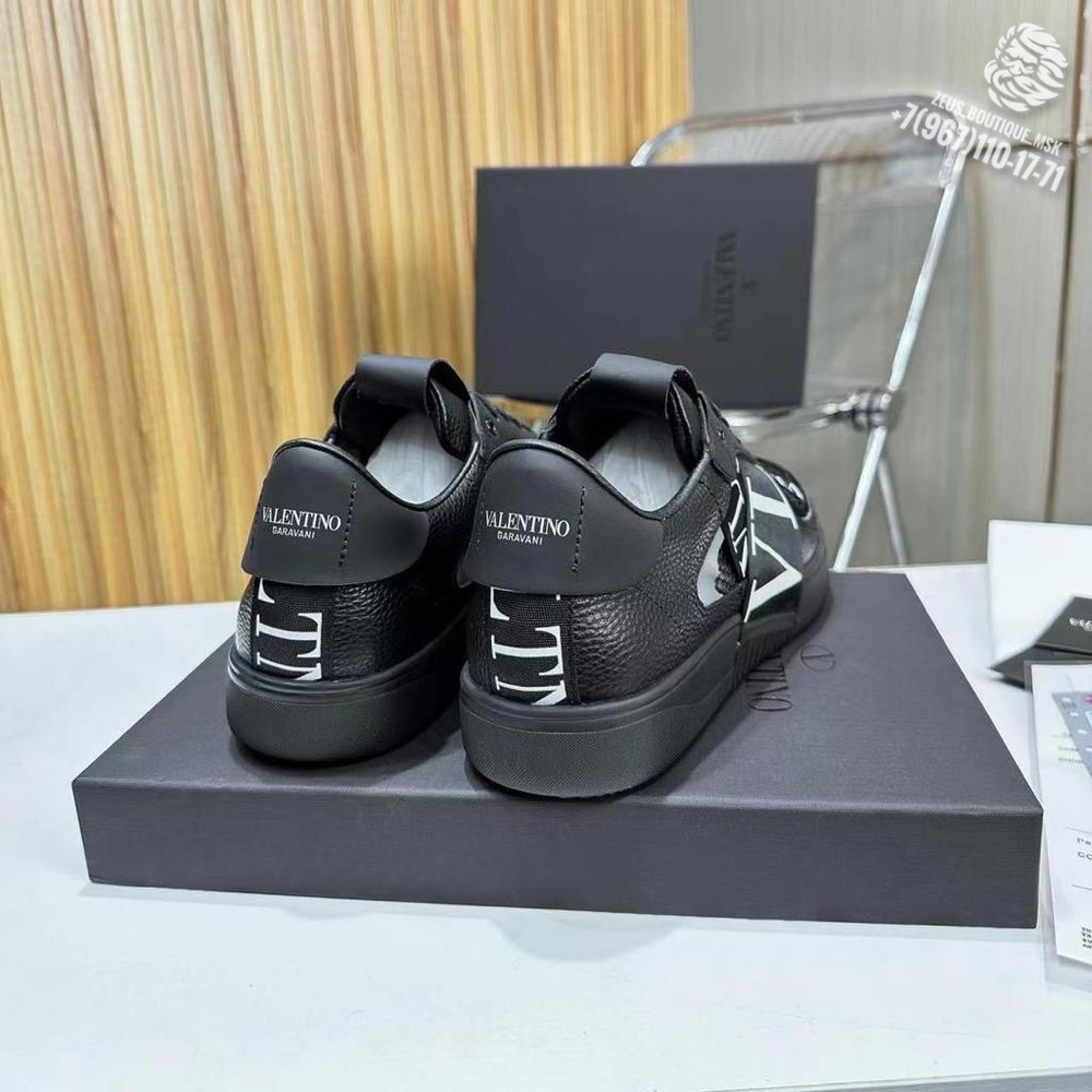 Кеды Valentino