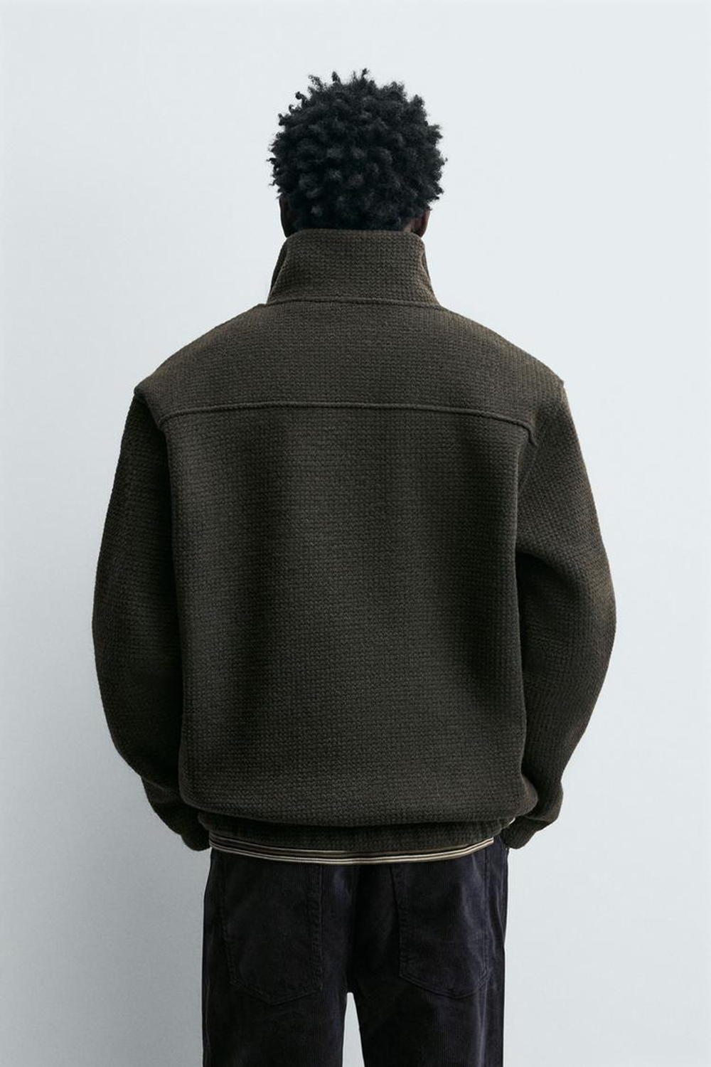 ZARA ТОЛСТОВКА С ВОРОТНИКОМ НА МОЛНИИ И СТРУКТУРОЙ, ТЕМНО-ЗЕЛЕНЫЙ