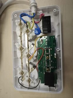 Сетевой фильтр Artdem удлинитель сетевой 5м, с предохранителем, 4000 Вт, 5 метров, 3 розетки